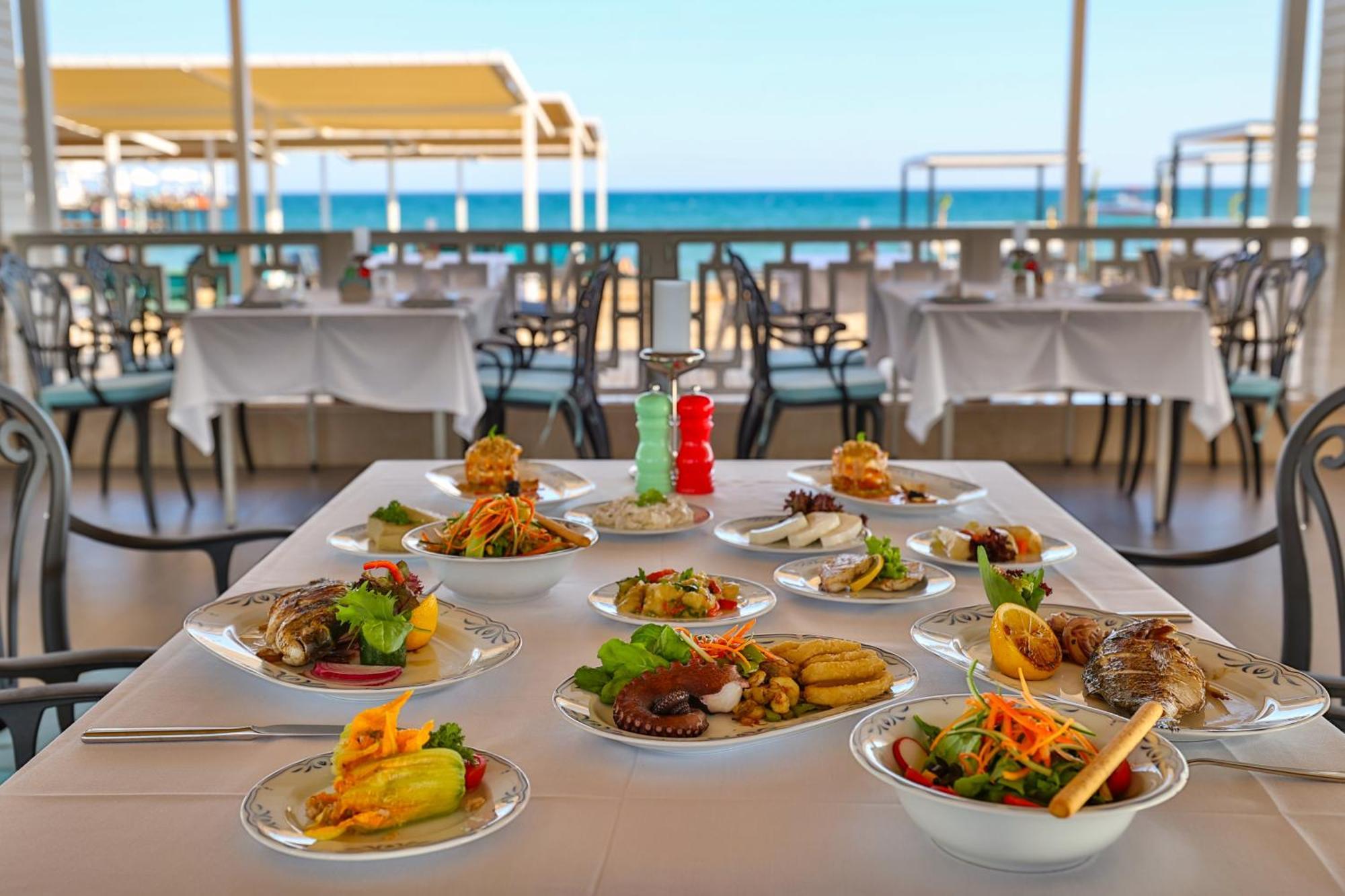 Crystal Boutique Beach & Resort - Adult Only Belek Buitenkant foto